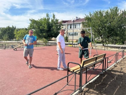 Капитальный ремонт дворовой территории в Садовом завершен