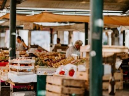 В Крыму снизились цены на молодые фрукты и овощи