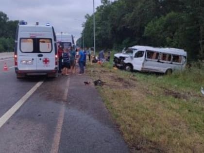 Два человека пострадали в ДТП с автобусом «Симферополь-Латвия»