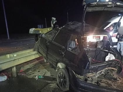 В ночном ДТП в Симферопольском районе пострадали три человека