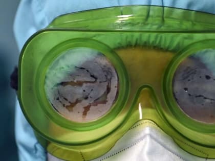 Новые случаи и смерти: коронавирусная сводка по Крыму и Севастополю