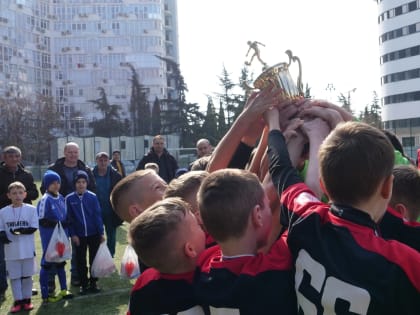 ТУРНИР ПОСВЯЩЁННЫЙ ДНЮ ЗАЩИТНИКА ОТЕЧЕСТВА В АЛУШТЕ
