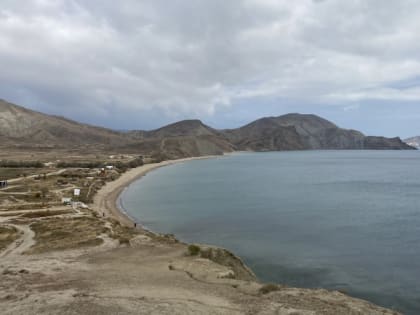 Двое симферопольцев вымогали земельные участки на побережье