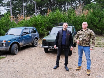 За год ялтинцы передали в зону СВО 26 автомобилей