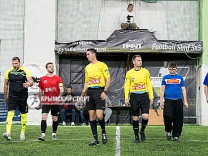 Финальные матчи Ночной Лиги Football Simf 5x5: не пропустите!