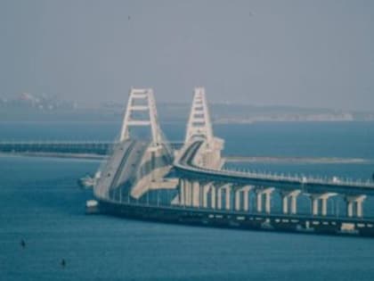 Ночью на Крымском мосту останавливали движение