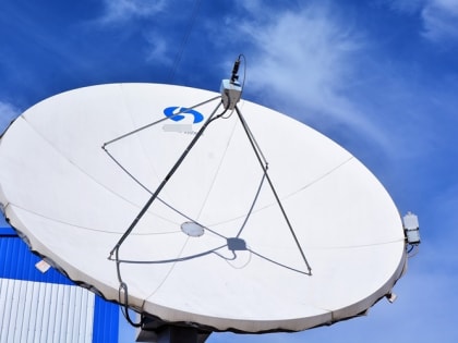 Мобильные телефоны в России подключат к спутникам
