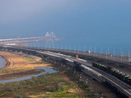 На Крымском мосту приступили к установке системы контроля и управления поездами
