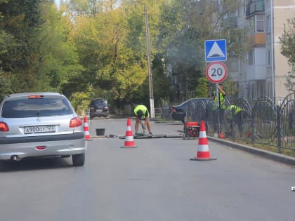 Проезжую часть у "Солнечного" сквера оборудуют искусственной неровностью (фото)