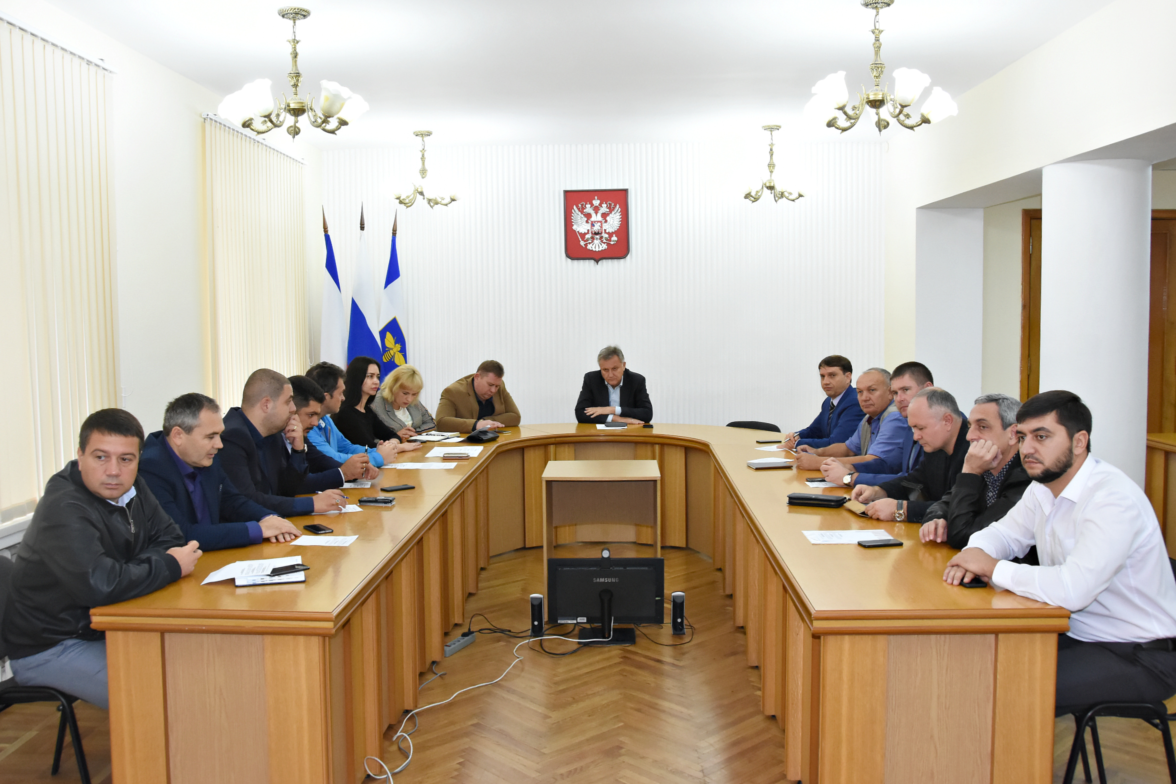 Депутаты симферополя фото