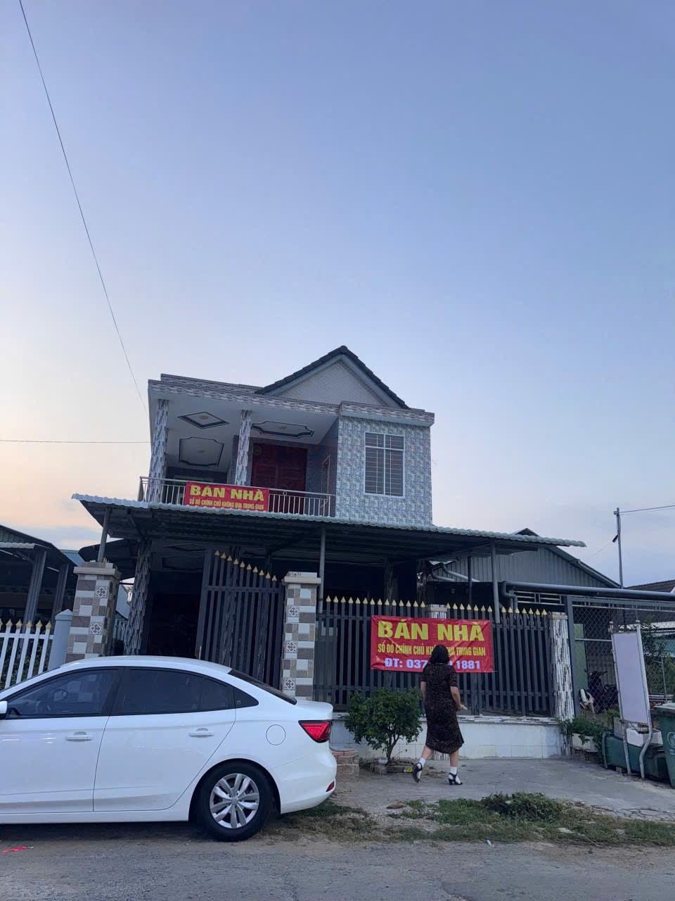 Ảnh chính
