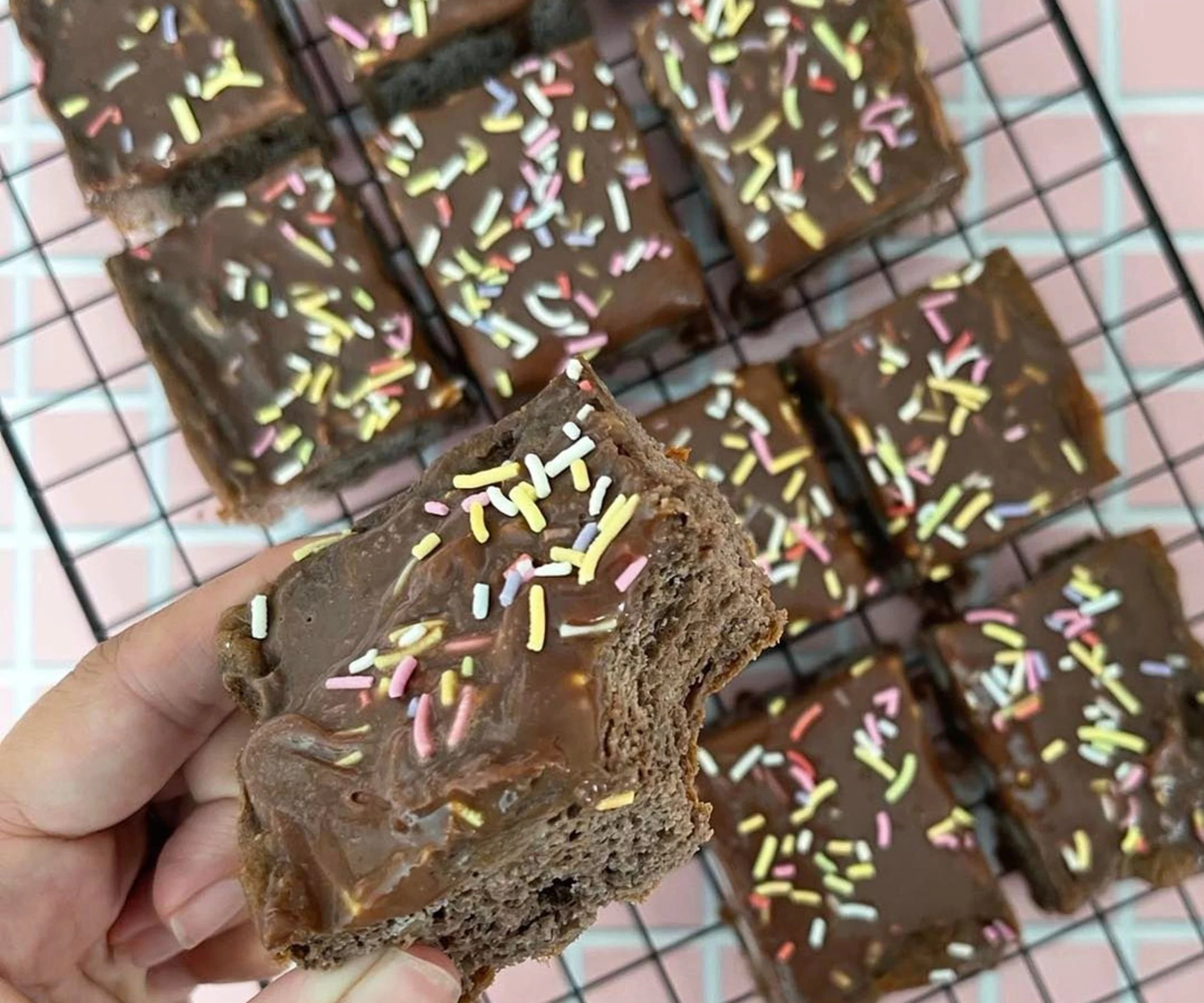 Bulk Nutrients Choccy Cake with Ganache Icing Recipe
