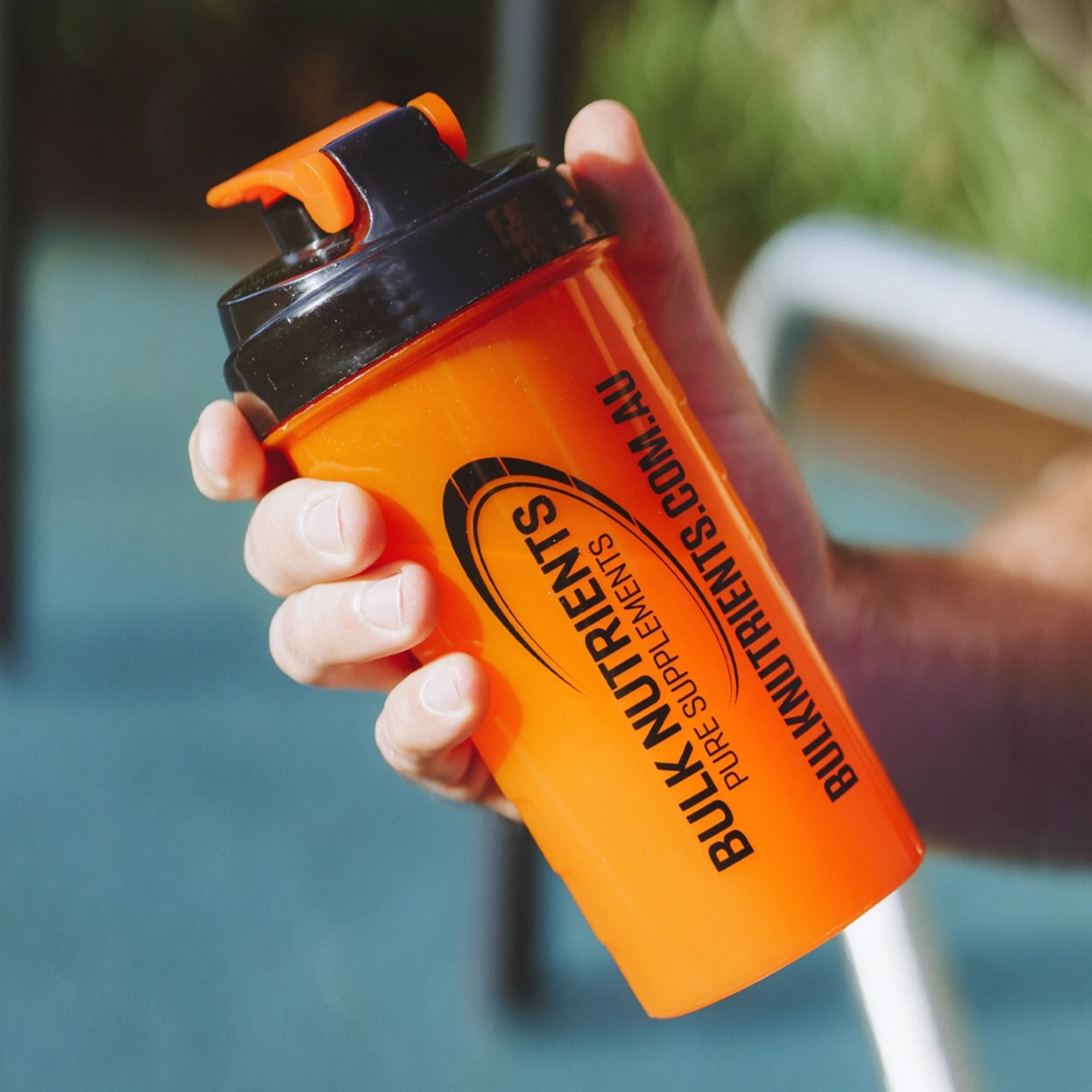 Bulk Nutrients' Transparent Shaker the fluorescent orange cup delivers a serious pop of colour