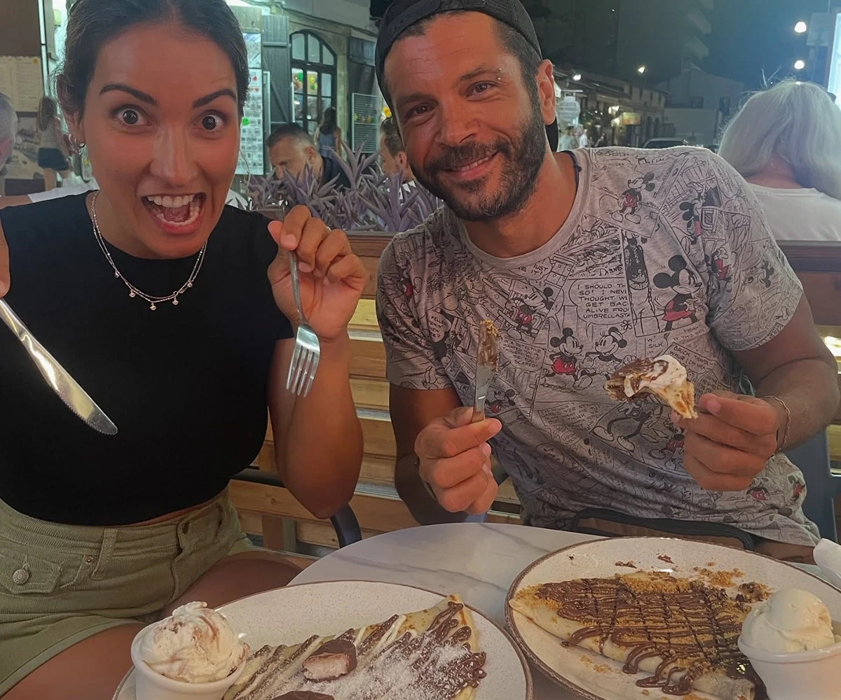 Ambassador - Jade Macdonald-Razvi with dessert