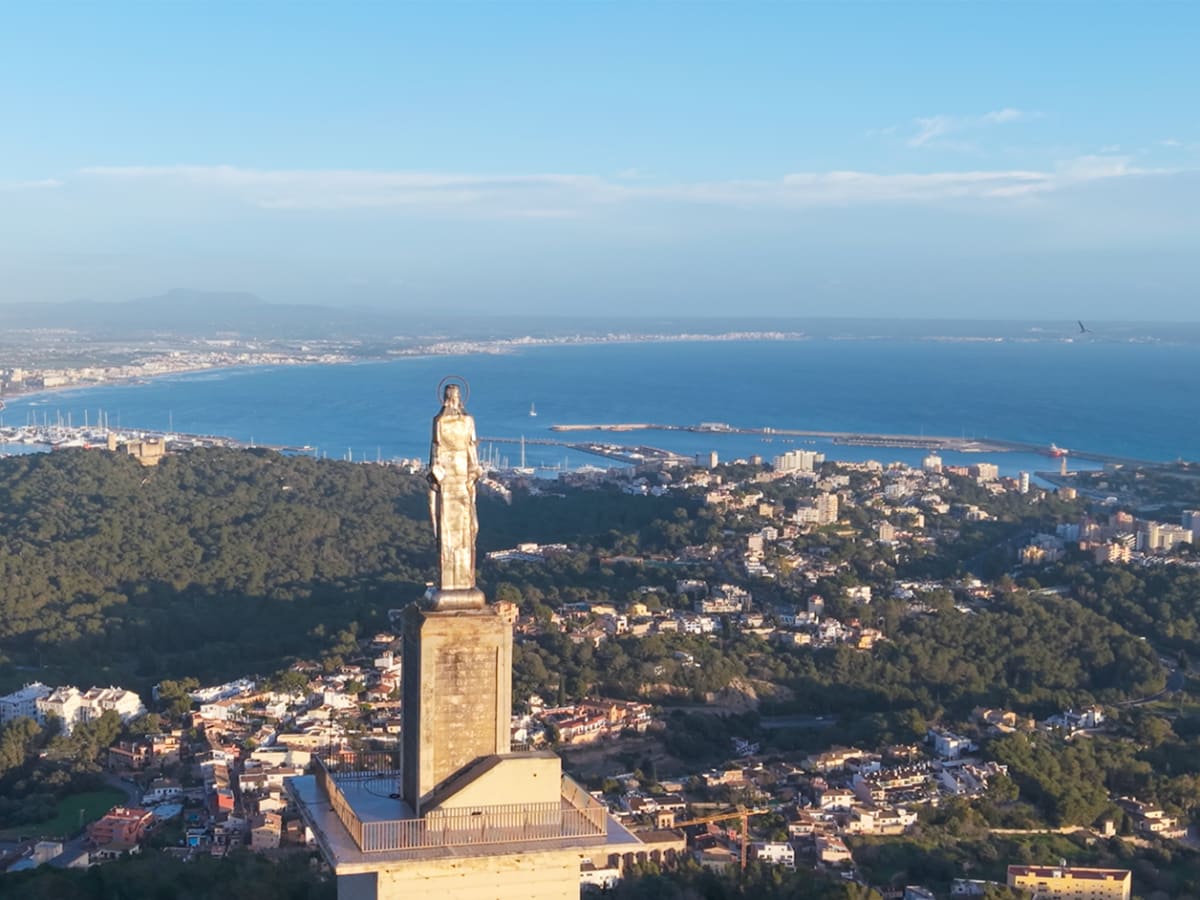View from Na Burgesa, Gènova
