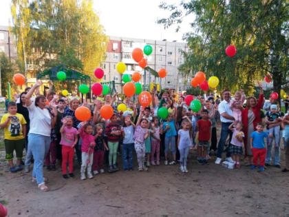 ЛЕТО — ЭТО МАЛЕНЬКАЯ ЖИЗНЬ