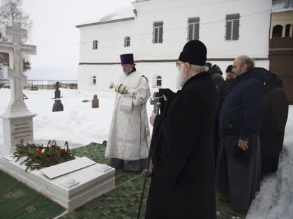 В БОГОЯВЛЕНСКОМ МОНАСТЫРЕ ПОМОЛИЛИСЬ ОБ УПОКОЕНИИ ИГУМЕНИИ МИРОПИИ