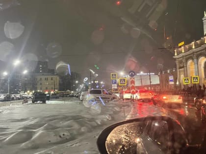 Заезжают через переход: ярославские водители не дождались платной парковки