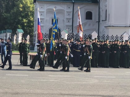 Курсанты военного училища приняли присягу