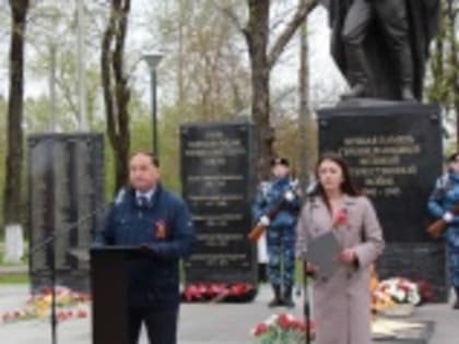 На Советской площади состоялся торжественный митинг.