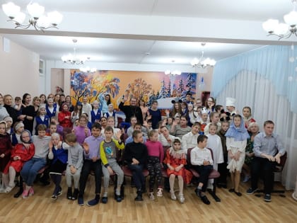 ПРАЗДНИЧНОЕ ПОЗДРАВЛЕНИЕ В ГАВРИЛОВ-ЯМСКОМ ДЕТСКОМ ДОМЕ-ИНТЕРНАТЕ