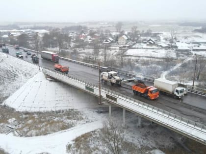 На Суринском путепроводе в Ярославле могут демонтировать половину фонарей