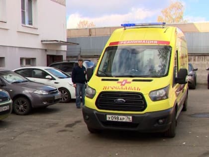 В Тутаеве трехлетний мальчик выпал из окна высотки