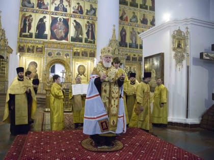 ВЕЧЕРНЕЕ БОГОСЛУЖЕНИЕ НАКАНУНЕ ПРОЩЕНОГО ВОСКРЕСЕНЬЯ