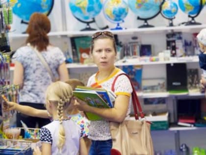 Собрать ребенка в школу пусть поможет сосед, а не государство. Прекрасная идея?..