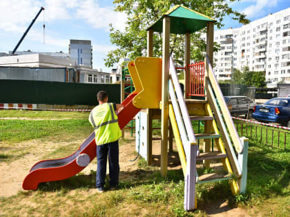 Власти Ярославля будут решать проблемы детских площадок