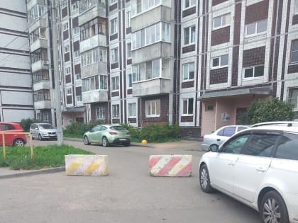 В Ярославле запретят клумбы в виде покрышек и частные шлагбаумы