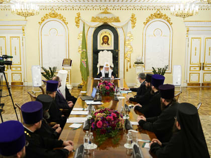 СВЯТЕЙШИЙ ПАТРИАРХ КИРИЛЛ ВСТРЕТИЛСЯ СО СВЯЩЕННИКАМИ, ОСУЩЕСТВЛЯЮЩИМИ МИССИОНЕРСКУЮ ДЕЯТЕЛЬНОСТЬ В ИНТЕРНЕТЕ