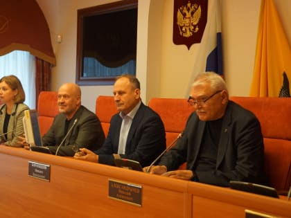 В Яроблдуме депутаты от «Единой России» сформировали фракцию и выбрали председателя
