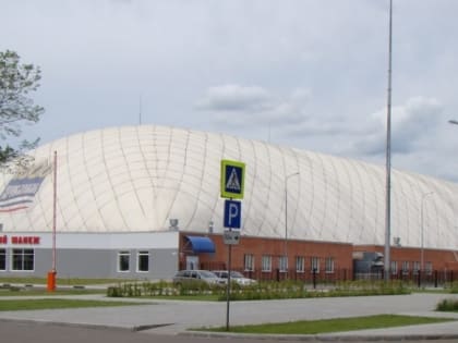 В Ярославле демонтируют легкоатлетический манеж