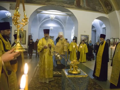 ВСЕНОЩНОЕ БДЕНИЕ В КАЗАНСКОМ ЖЕНСКОМ МОНАСТЫРЕ