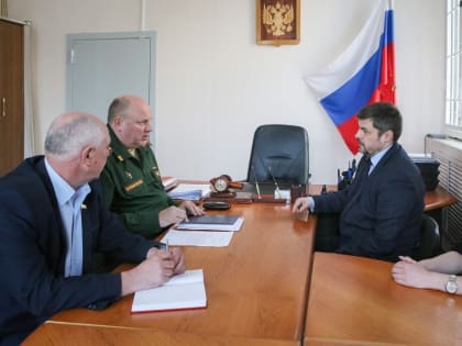 Глава города Дмитрий Рудаков провел рабочее совещание с главным комиссаром Рыбинска