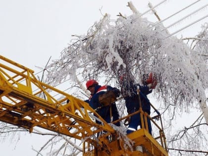 Энергетики «Россети Центр» и «Россети Центр и Приволжье» продолжают аварийно-восстановительные работы в российских регионах