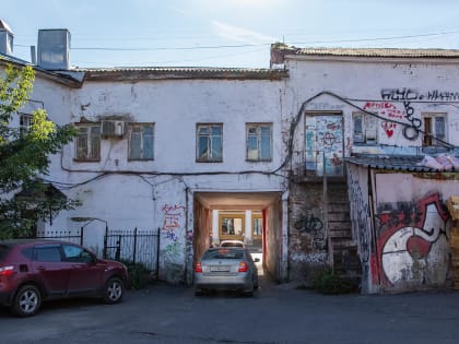 Непривычные виды Ярославля: уникальные здания и их особенности