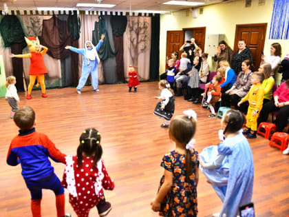 В Ярославском зоопарке проходят новогодние мероприятия для детей