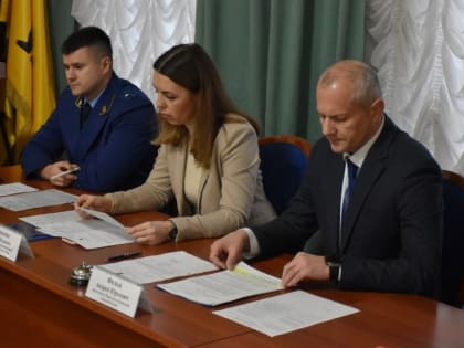 Неиспользование сельхозземель станет дороже, установлен фиксированный размер компенсаций депутатам