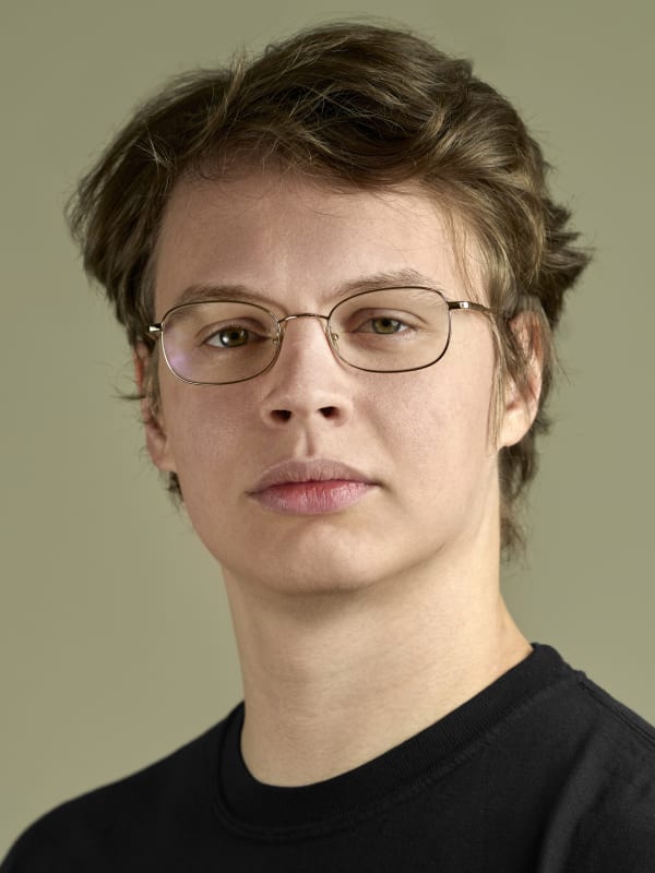 LinkedIn headshot sample