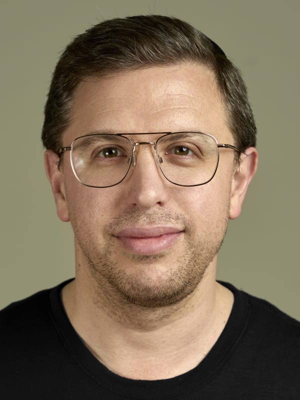 Business headshot Toronto