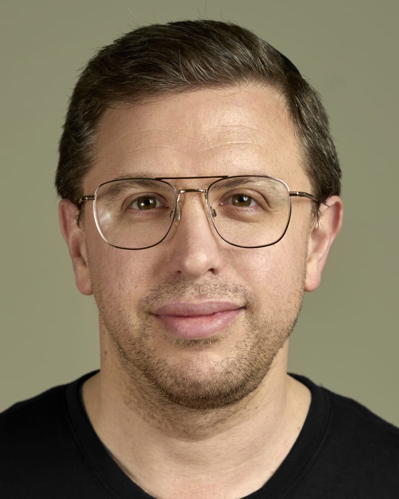 Corporate headshot Toronto