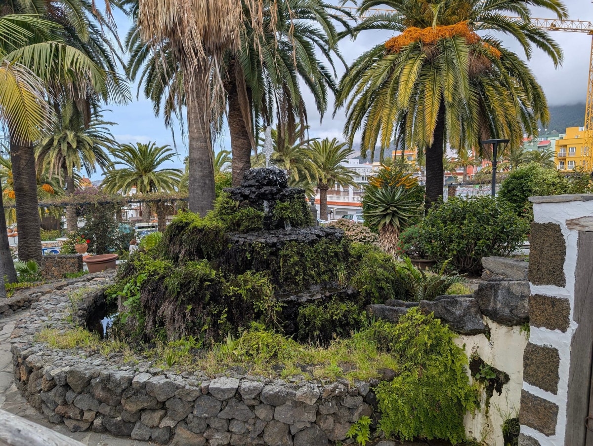 Fotografía de Celta que muestra ciudad y isla.