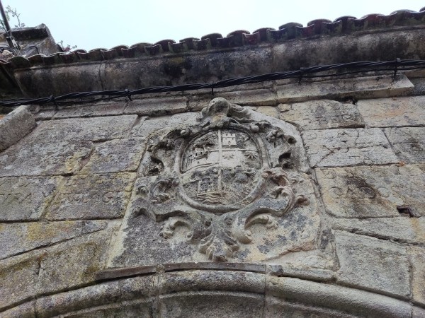 Fotografía de Boiro que muestra templo.