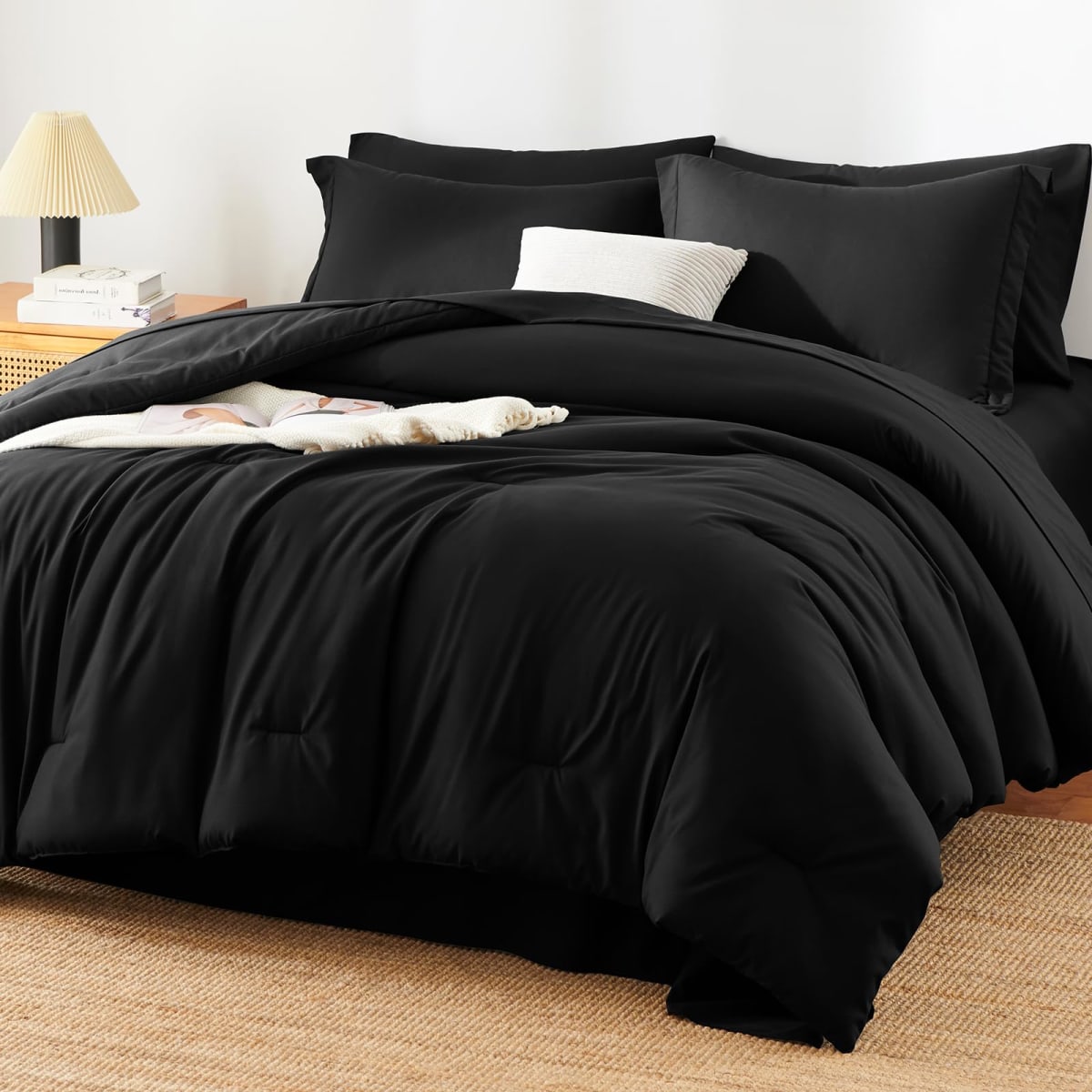 HIMEET Queen Comforter Set, 7-Piece Point-Quilted Bed in a Bag Black