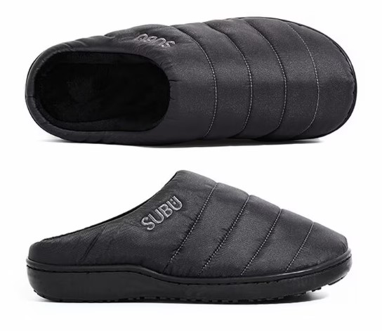 2025년 겨울 블랙핑크 제니가 신어 20대에게 인기 폭발한 스부 윈터 샌들 패딩 슬리퍼 블랙 색상