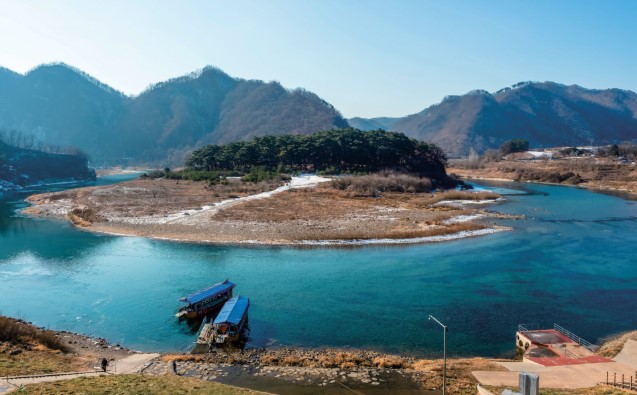 강원도 영월 청령포 단종 유배지 전경