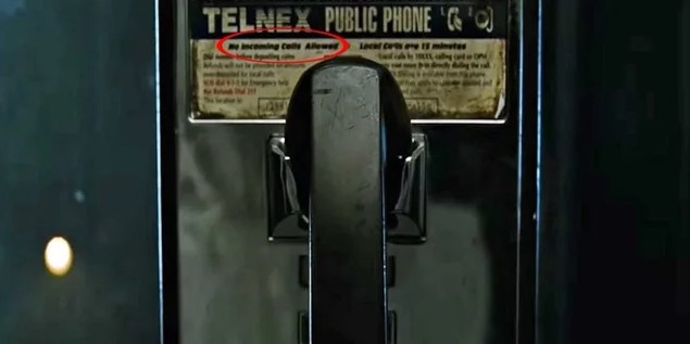 파이트 클럽 공중전화 수신 전화 불가 문구 클로즈업 – 타일러 더든이 실존하지 않음을 증명하는 결정적 복선