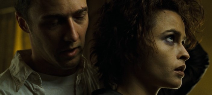 파이트 클럽 내레이터와 마를라 싱어 대화 장면 – 성관계 장면 외 타일러와 마를라가 단 한 번도 같은 공간에 없었던 복선